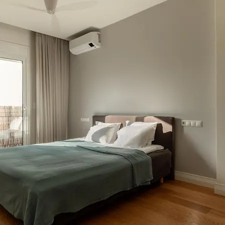 Apartment Urban Retreat In The Heart Of